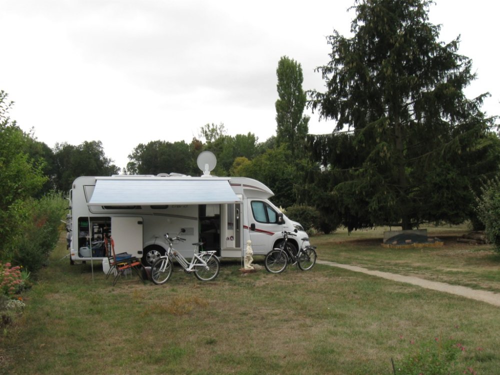 Aire camping-car  Noizay (37210) - Photo 4